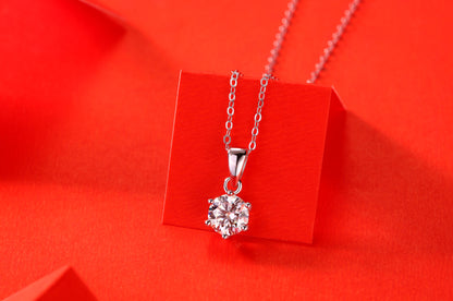Moiselle™ Classic Solitaire Pendant