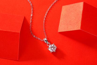 Moiselle™ Classic Solitaire Pendant